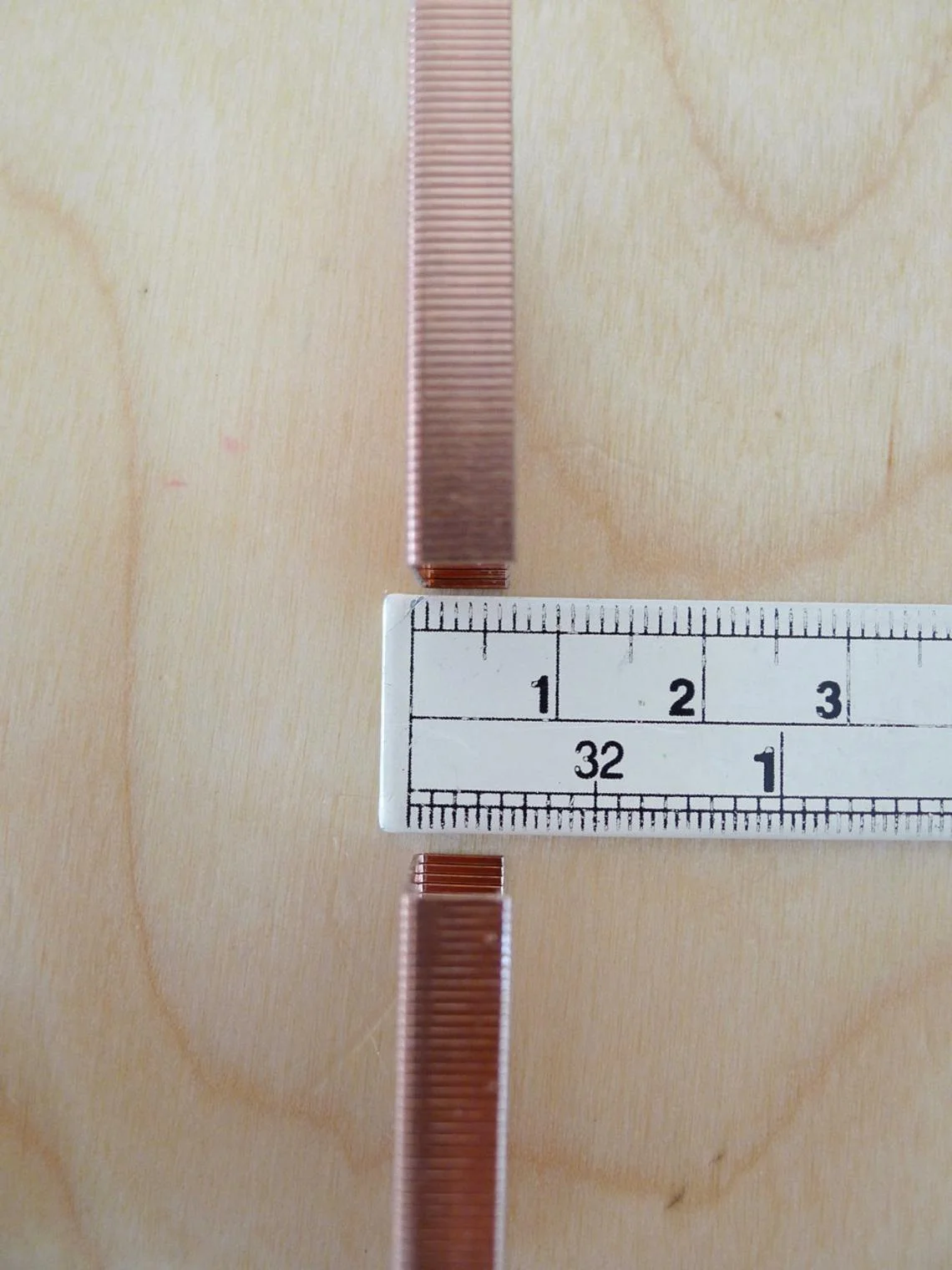 Agrafes cuivrées – Image 6