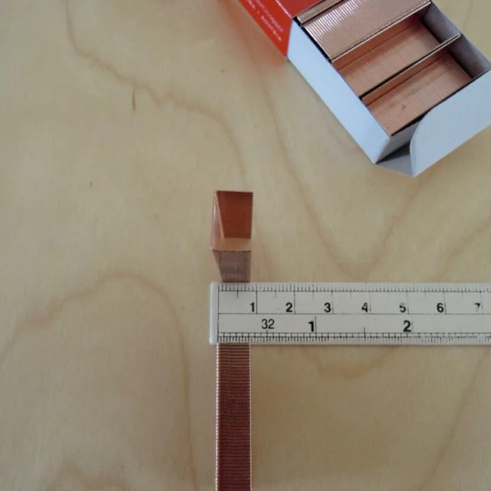 Agrafes cuivrées – Image 4