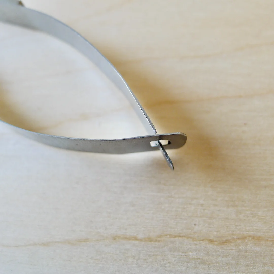 Mini ciseaux 'pince' droits ou courbes – Image 3