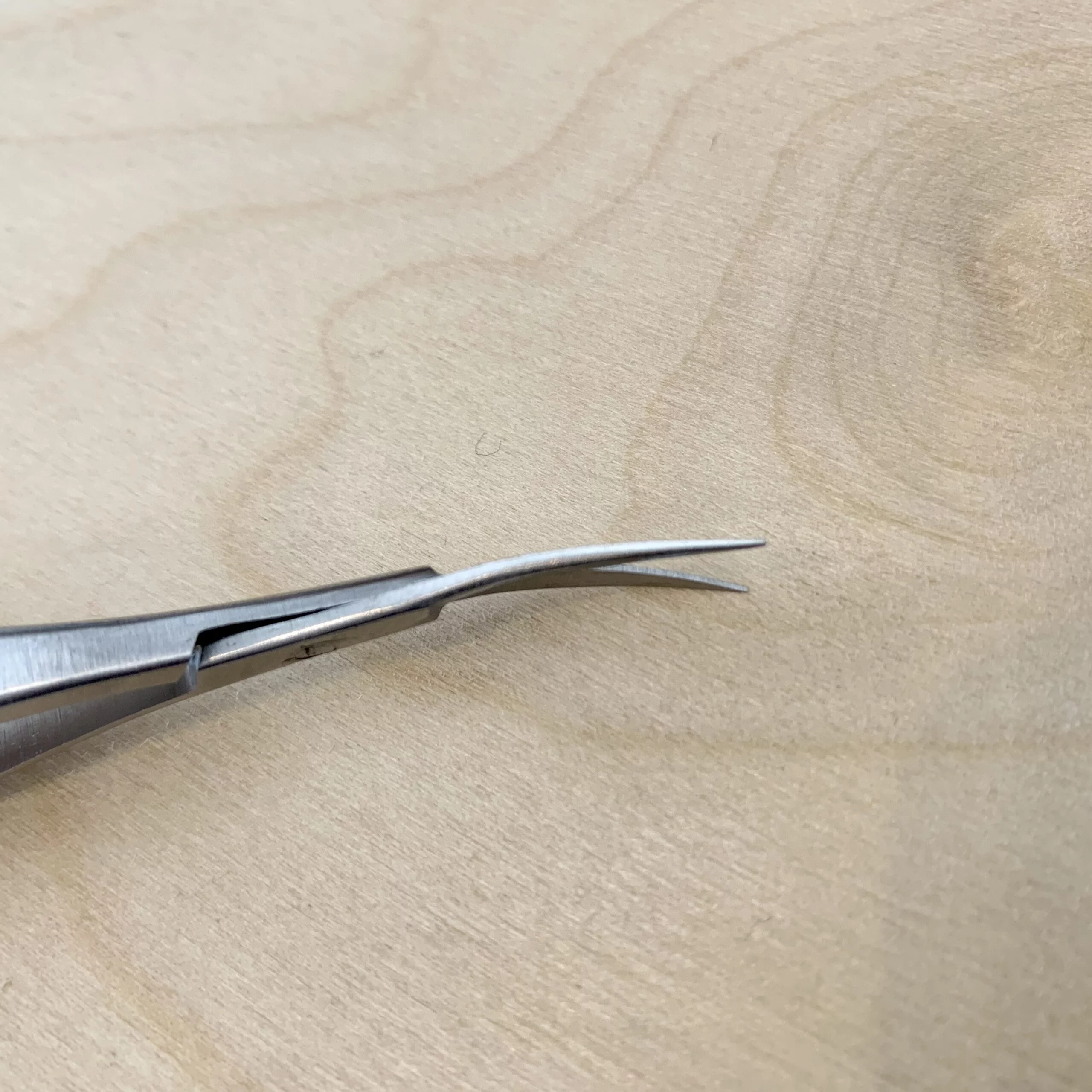 Mini ciseaux 'pince' droits ou courbes – Image 6