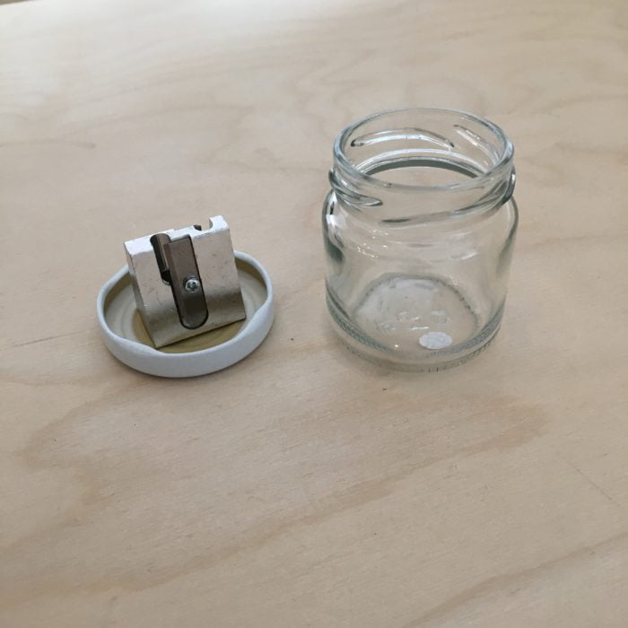 Taille-crayon en verre M+R – Image 4