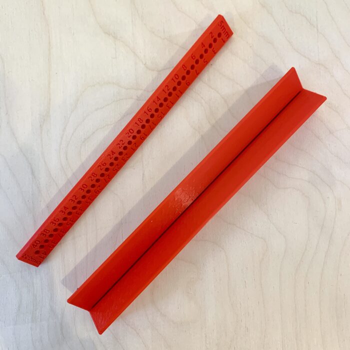 Gabarit de perçage pour la reliure - 220mm – Image 2