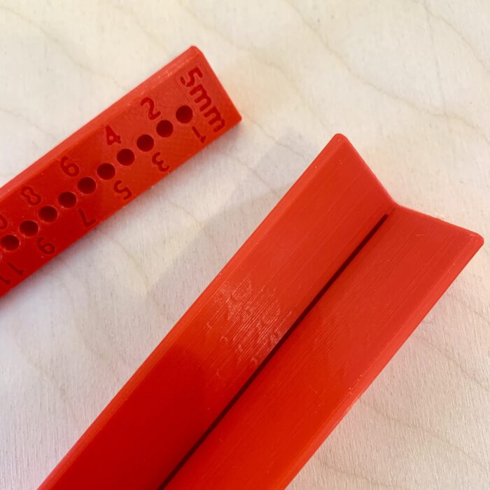 Gabarit de perçage pour la reliure - 220mm – Image 3