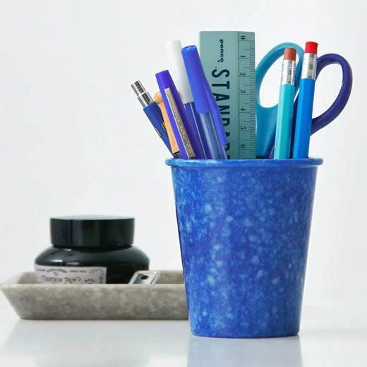 Pot à crayons marbré