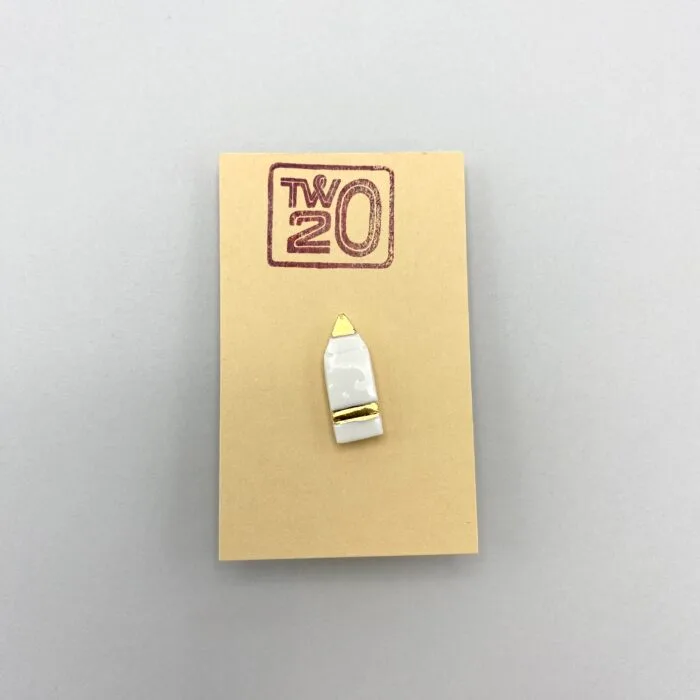 Pin's en porcelaine ✏️ - Louise Devin – Image 3
