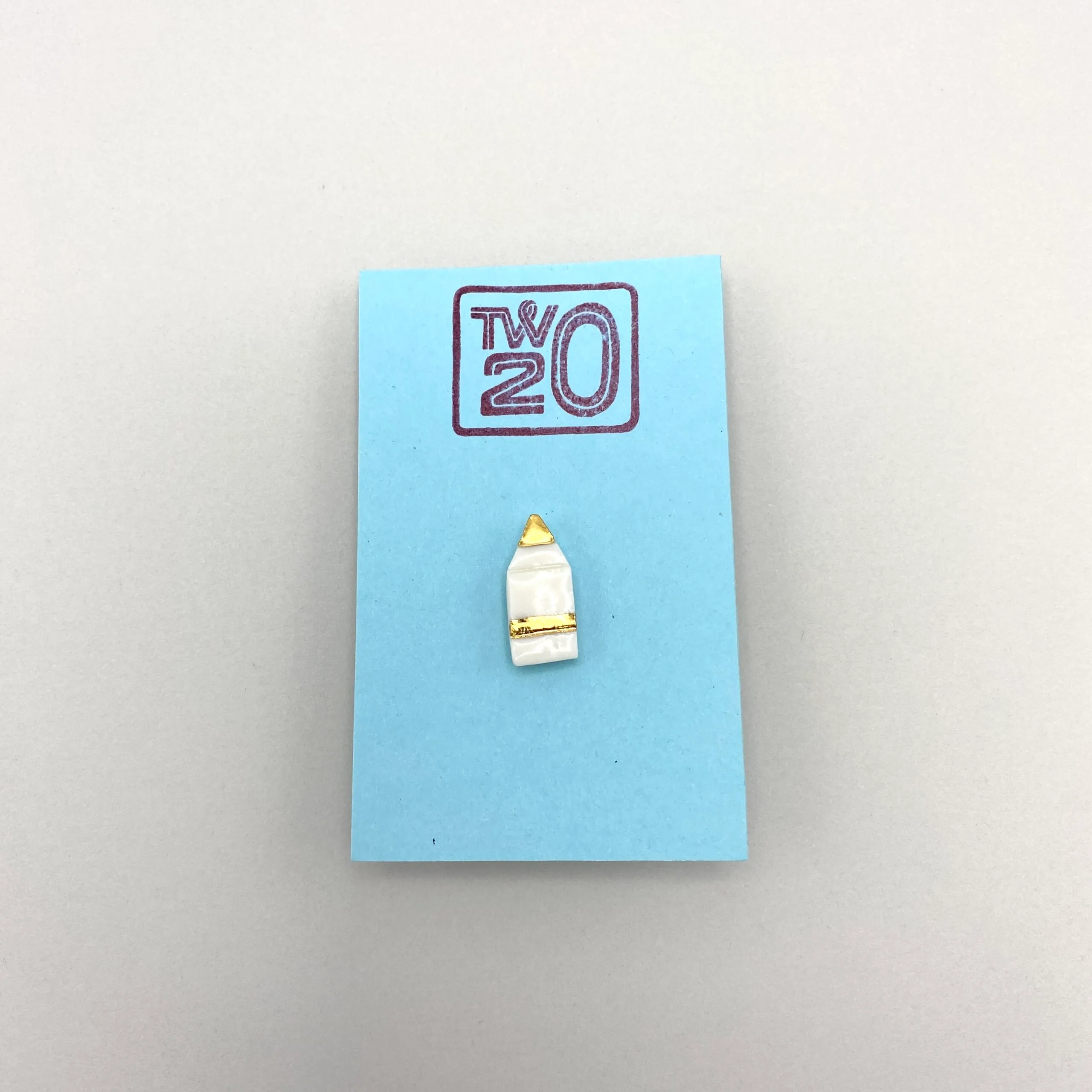 Pin's en porcelaine ✏️ - Louise Devin – Image 2