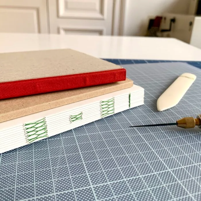 Atelier(s) de reliure(s) - date(s) au choix - 5-6-7 août 2025