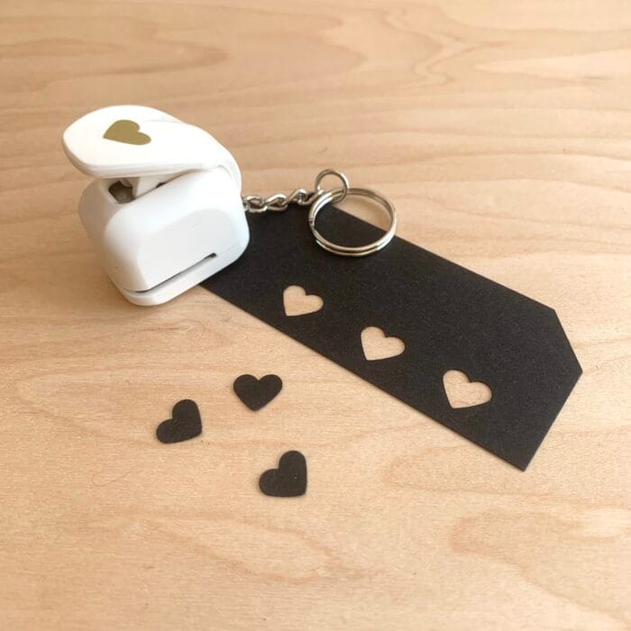 Perforatrice coeur porte-clé