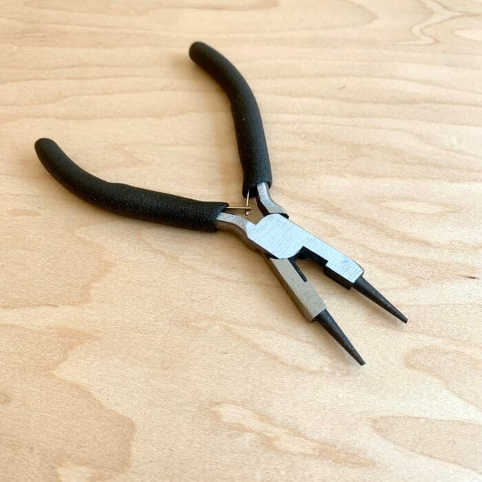 Pince en métal 3-en-1